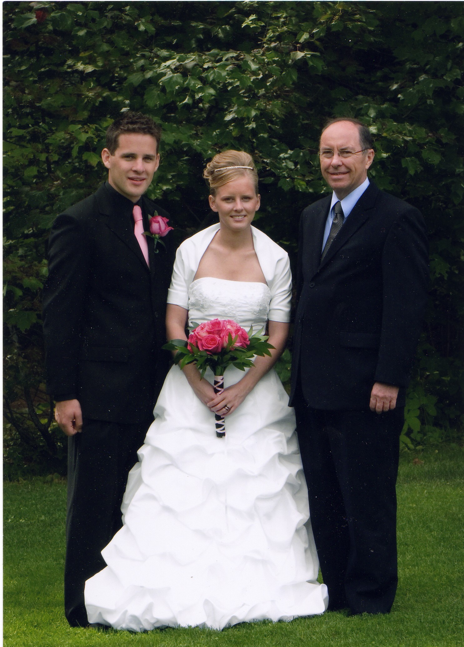 pictures/CECILIA & WILLIAM HUTCHISON/Groups/1.2.2 .jpg